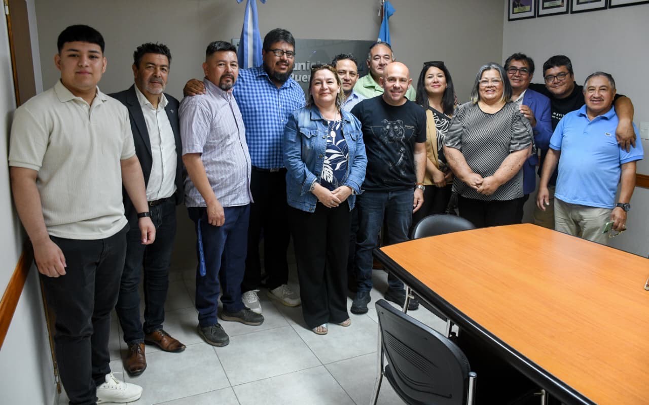 SASTRE RECIBIÓ A PASTORES DE DISTINTOS SECTORES DE LA CIUDAD