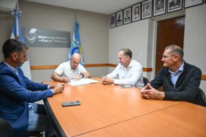 SASTRE FIRMÓ UN ACUERDO CON CAMUZZI PARA COLOCAR BICICLETEROS EN DISTINTOS PUNTOS DE LA CIUDAD