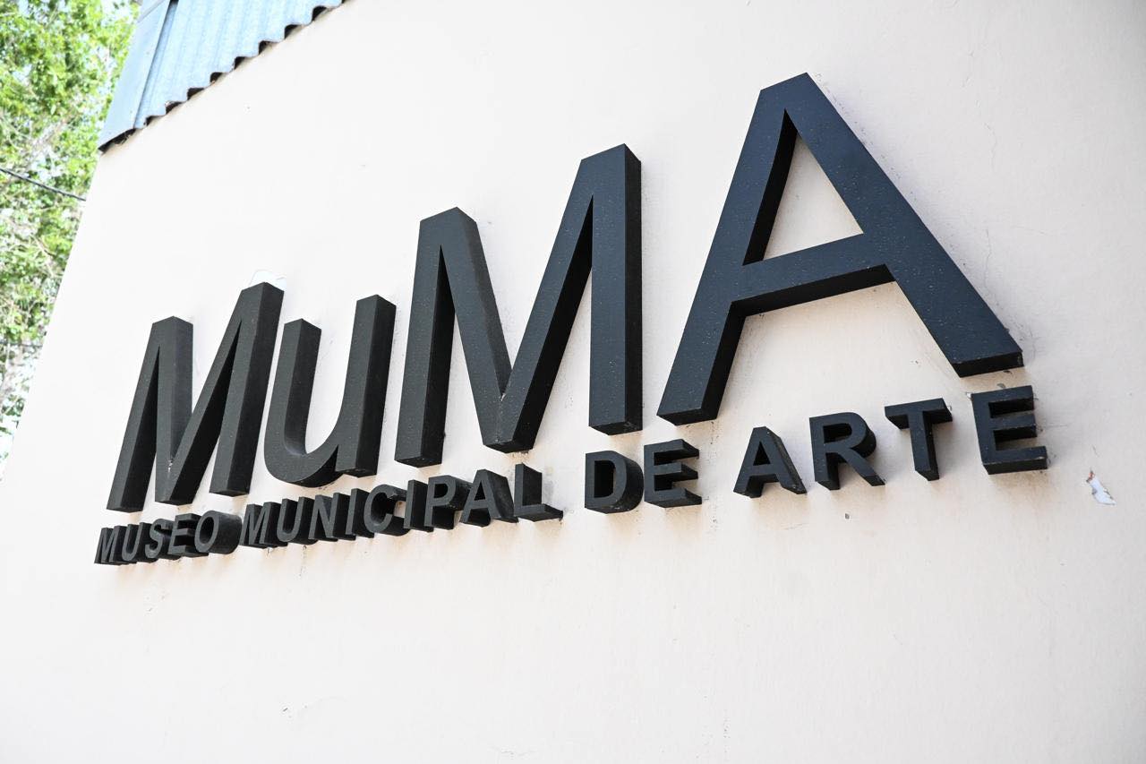 EL MUMA PRESENTA LA MUESTRA DE VERANO 2026: “CARTOGRAFÍAS DE LA ORILLA”