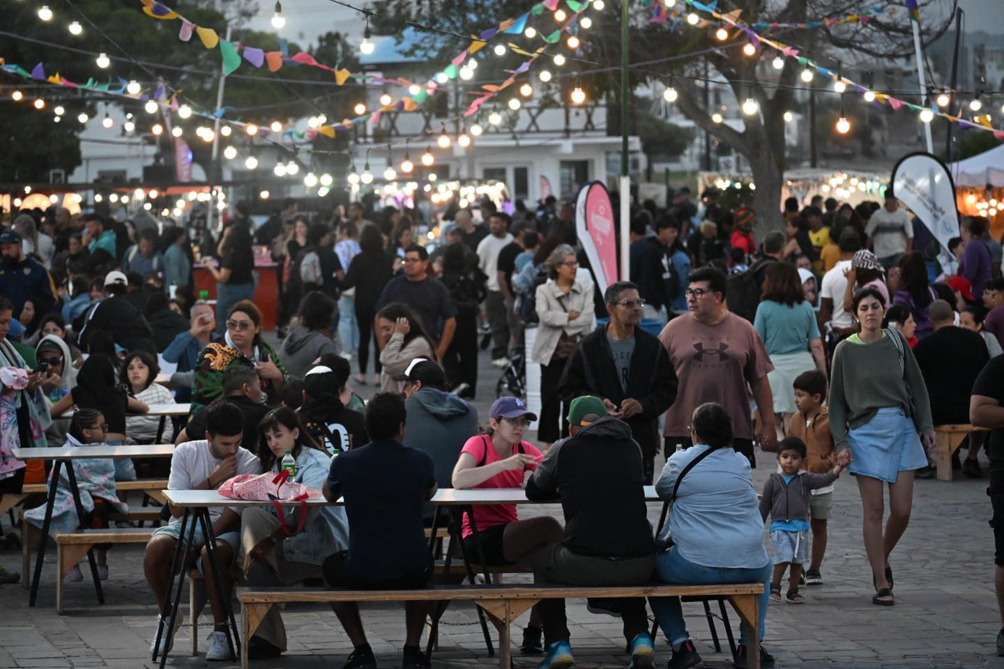 LLEGA UN NUEVO MADRYN COMESTIBLE FRENTE AL MAR