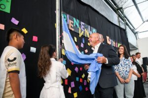 SASTRE INAUGURÓ EL CICLO LECTIVO 2026 EN LA ESCUELA MUNICIPAL Nº 1 “CELINA BALÁN DE PADILLA”