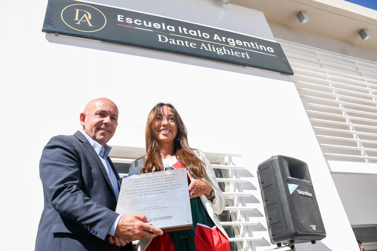 SASTRE ENCABEZÓ LA INAUGURACIÓN DE LA ESCUELA ÍTALO ARGENTINA “DANTE ALIGHIERI”