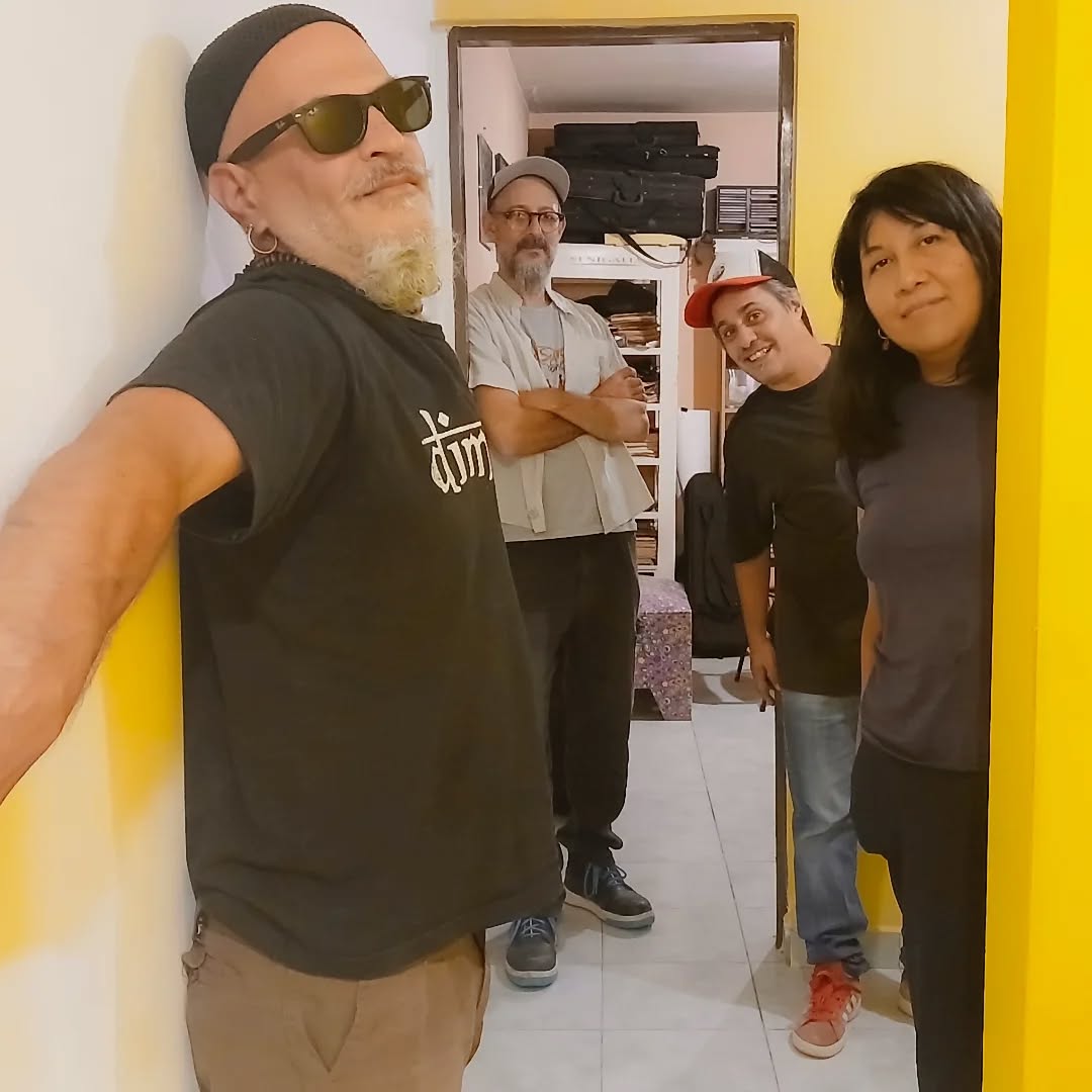 LLEGA SATSANGA AL TEATRO DEL MUELLE