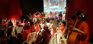 INVITAN AL CONCIERTO DE LA ORQUESTA INFANTIL DEL BARRIO PUJOL