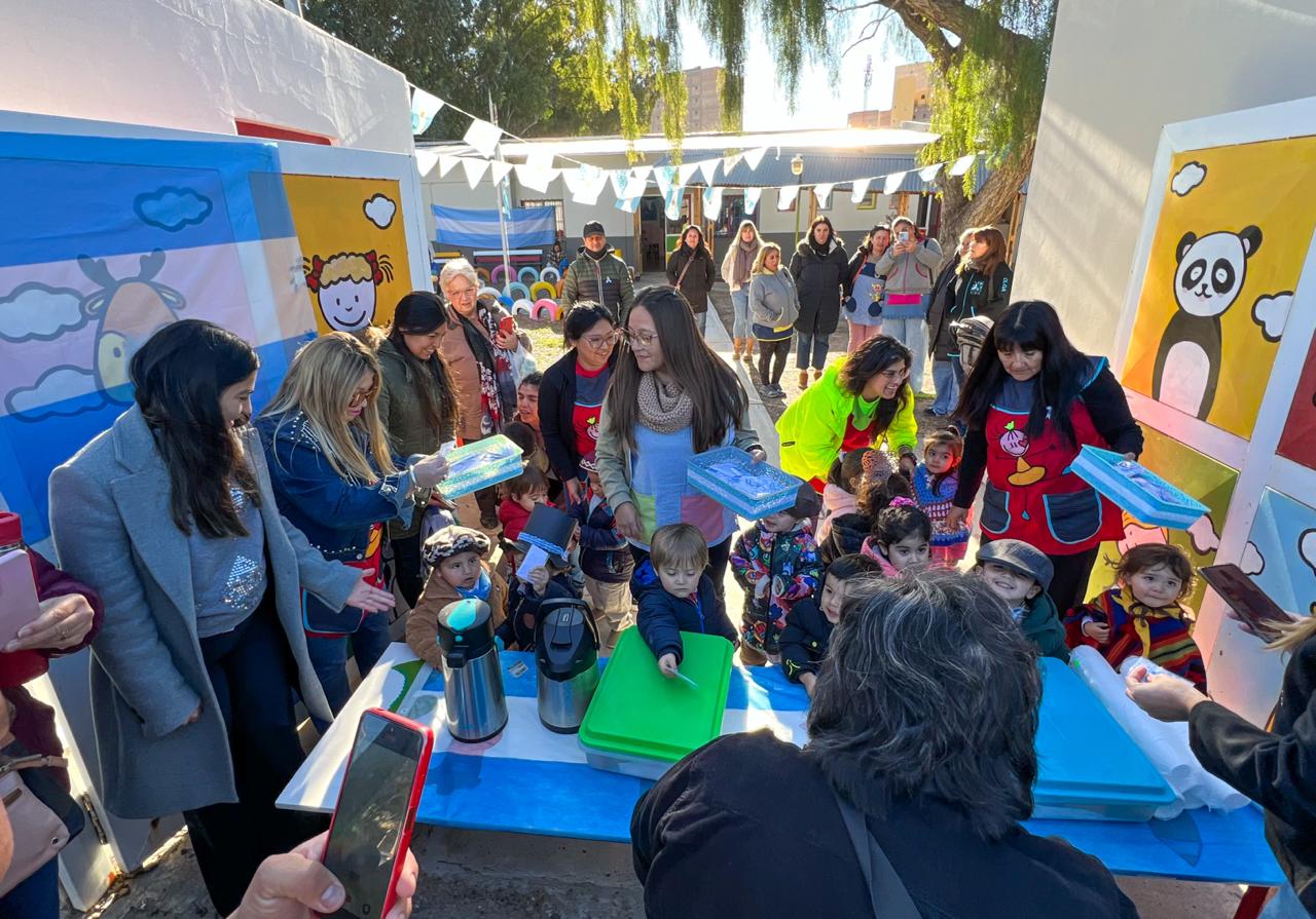 LOS CENTROS DE PRIMERA INFANCIA CELEBRARON LA SEMANA DE MAYO