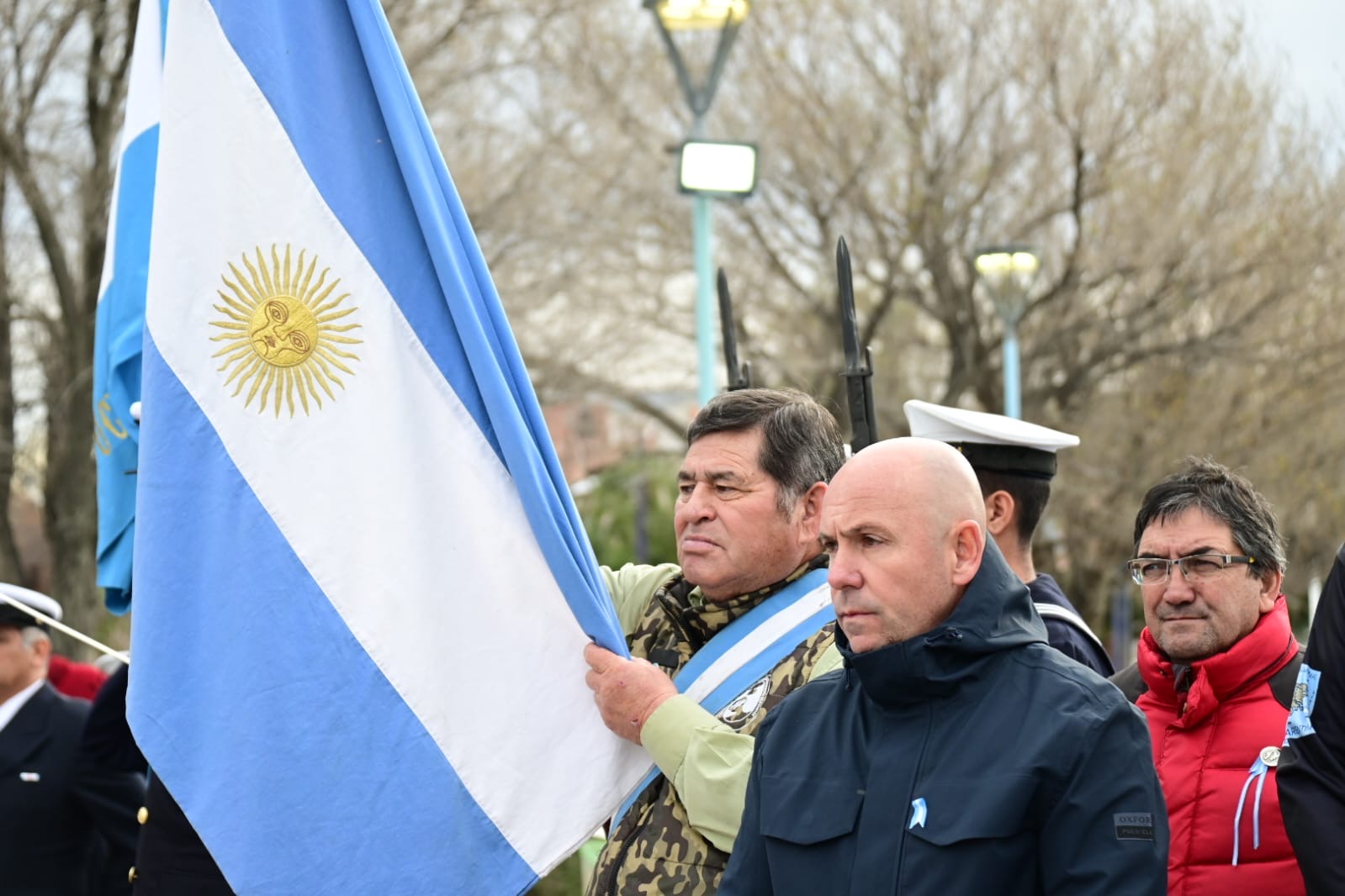 SASTRE: “EL DÍA QUE MADRYN SE QUEDÓ SIN PAN FUE EL ABRAZO DE UN PUEBLO A SUS HÉROES”