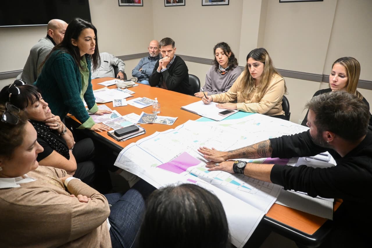 EL MUNICIPIO SE REUNIÓ CON REPRESENTANTES DEL COLEGIO DE ARQUITECTOS DE CHUBUT POR EL DESARROLLO URBANO SUR