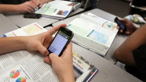 HABRÁ UN CURSO GRATUITO DE ALFABETIZACIÓN DEL CELULAR EN EL PUNTO DIGITAL