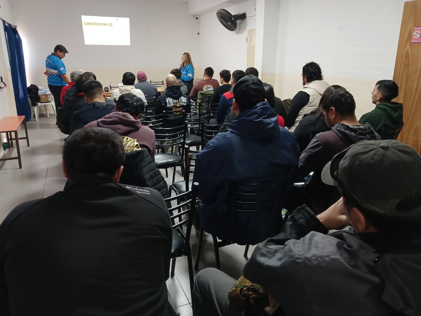 BRINDARON CAPACITACIÓN SOBRE MAQUINARIAS ESPECIALES