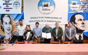 SASTRE FIRMÓ UN ACUERDO PARA AVANZAR CON LA TERMINALIDAD EDUCATIVA PARA TRABAJADORES DEL SECTOR PESQUERO