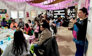 LOS CENTROS DE PRIMERA INFANCIA REALIZARON UN TÉ GALÉS PARA LAS ABUELAS Y ABUELOS