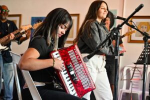 AUKA Y NOAH SE SUMAN A UNA NUEVA FUNCIÓN DEL CICLO MÚSICOS EMERGENTES