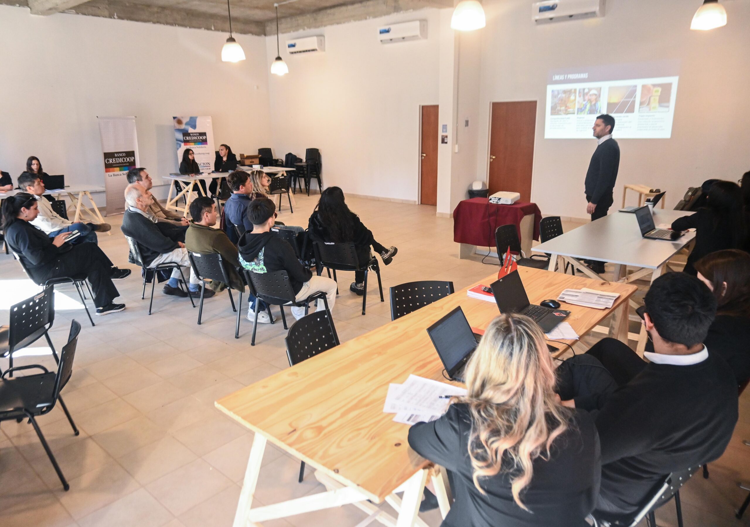 SE REALIZÓ UNA JORNADA DE VINCULACIÓN FINANCIERA PARA PYMES