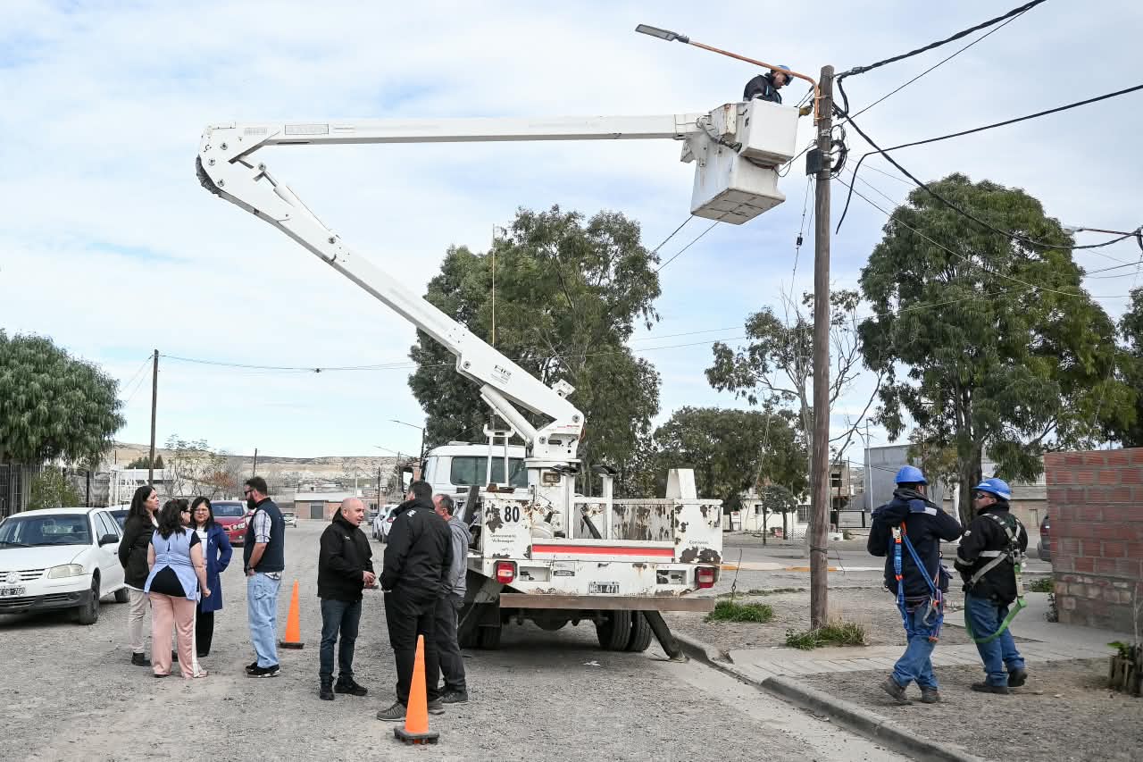 SASTRE DESTACÓ EL TRABAJO CONJUNTO CON SERVICOOP PARA SEGUIR FORTALECIENDO LA SEGURIDAD EN LOS BARRIOS